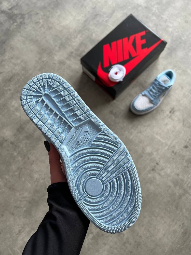 Air Jordan 1 Low Aluminum