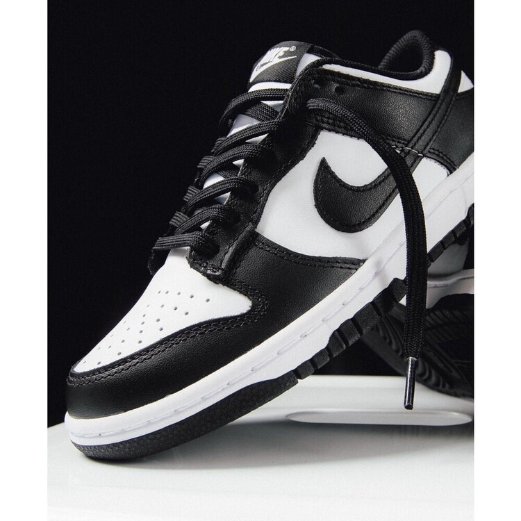 Dunk Low Panda