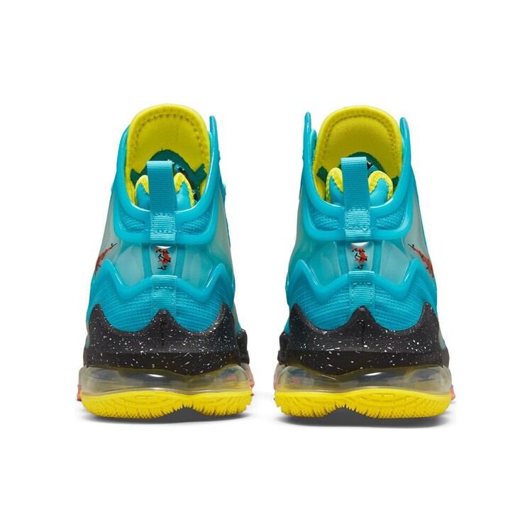 NİKE LEBRON 19 'CHRISTMAS'