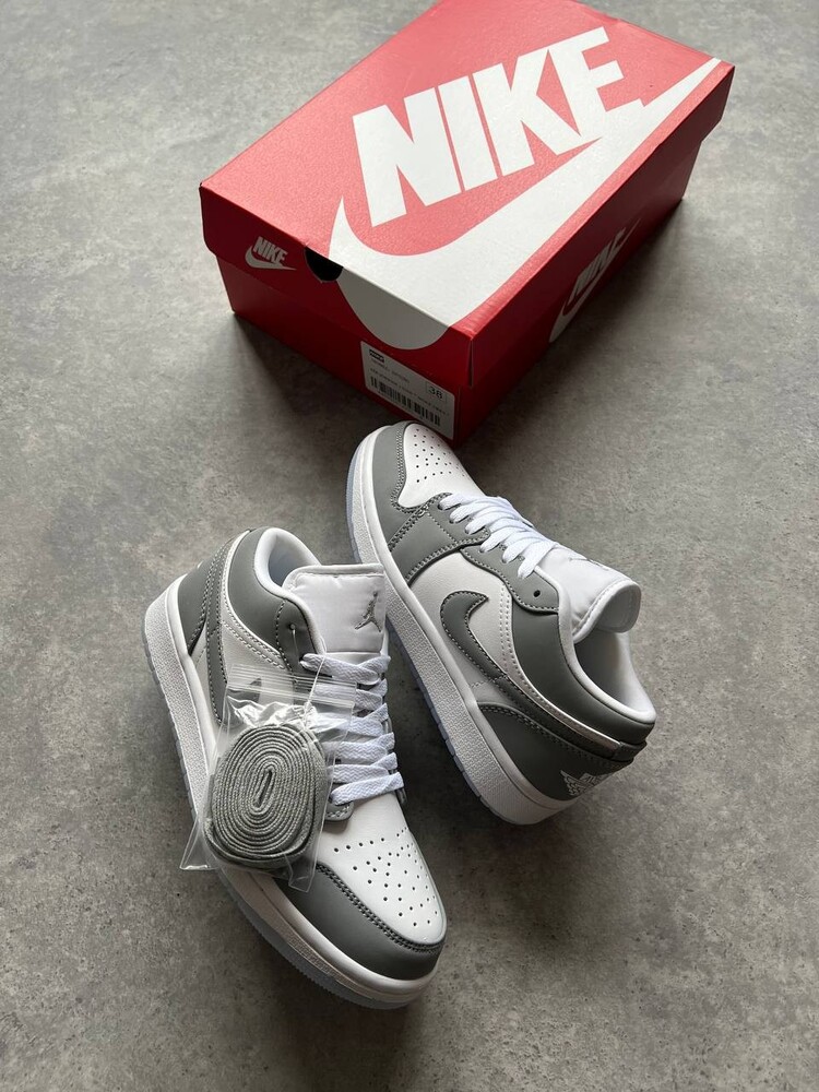 Air Jordan 1 Low 