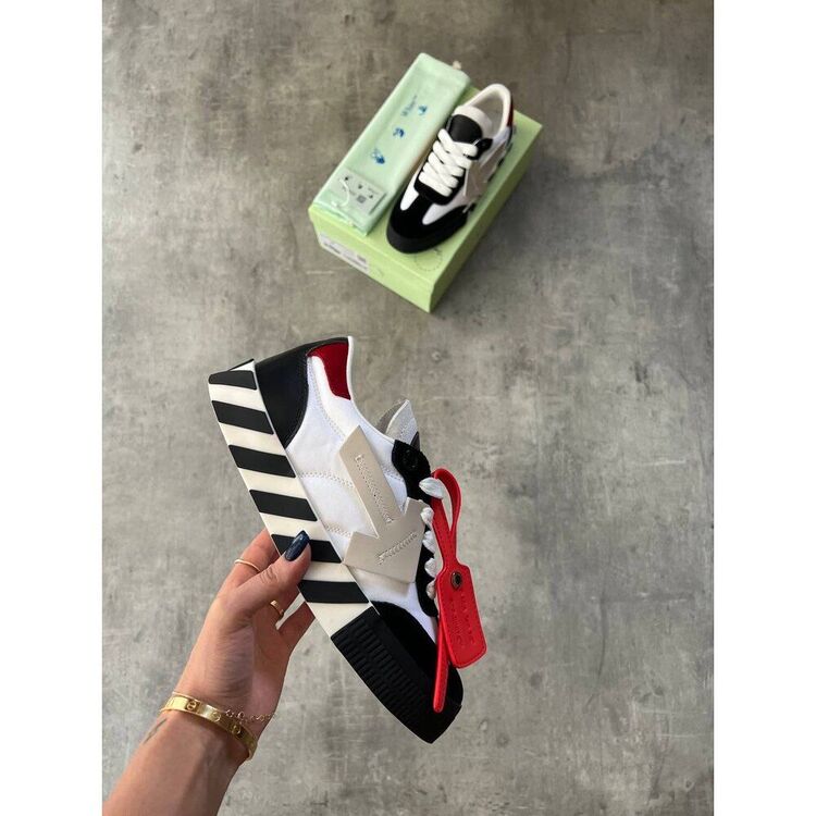 Off White