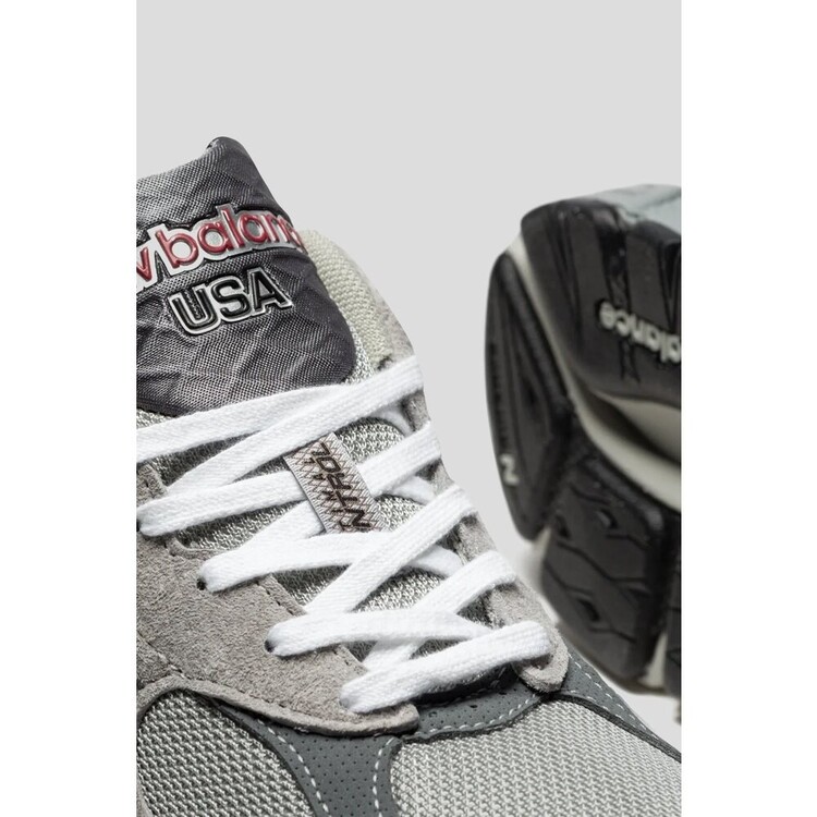 NEW BALANCE MADE IN USA 990V3 GREY