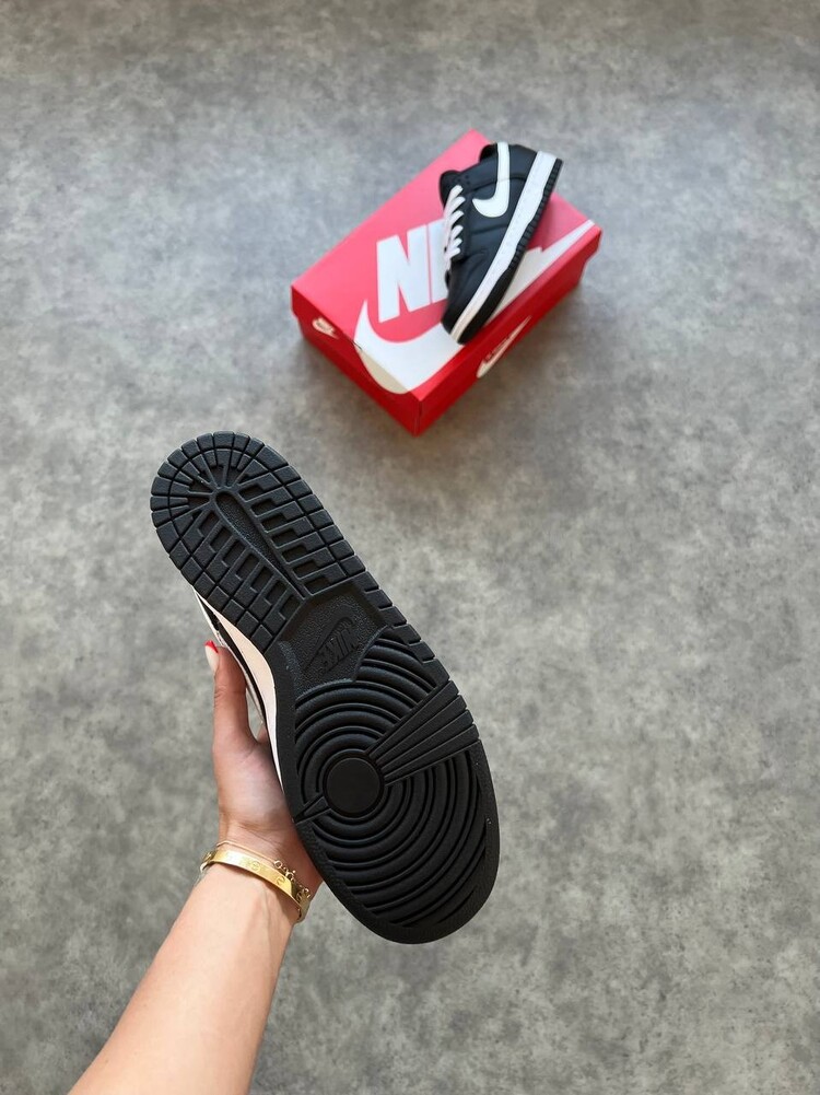 Dunk Low Black Panda 2.0
