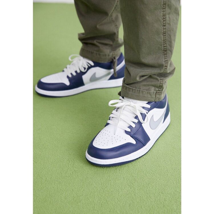 Air Jordan 1 Low