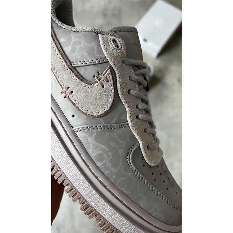 Air Force 1 Luxe 