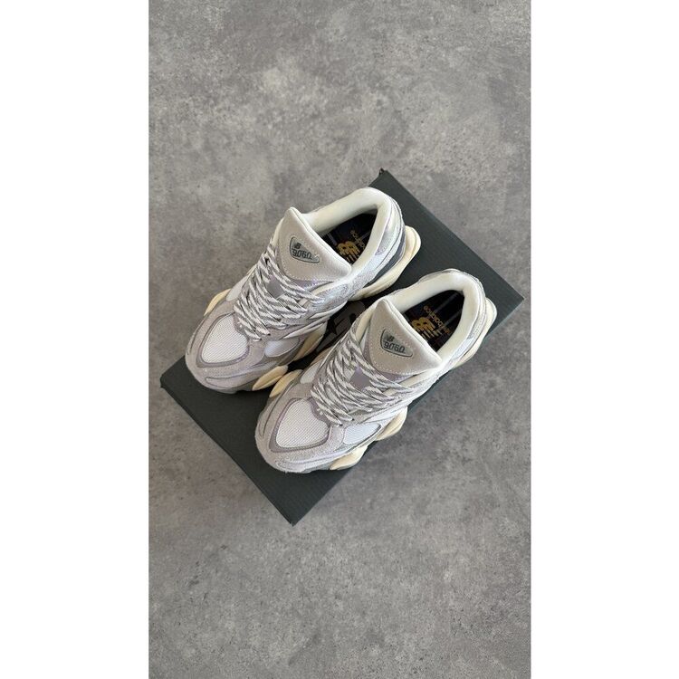 New Balance 9060 “Light Grey White”