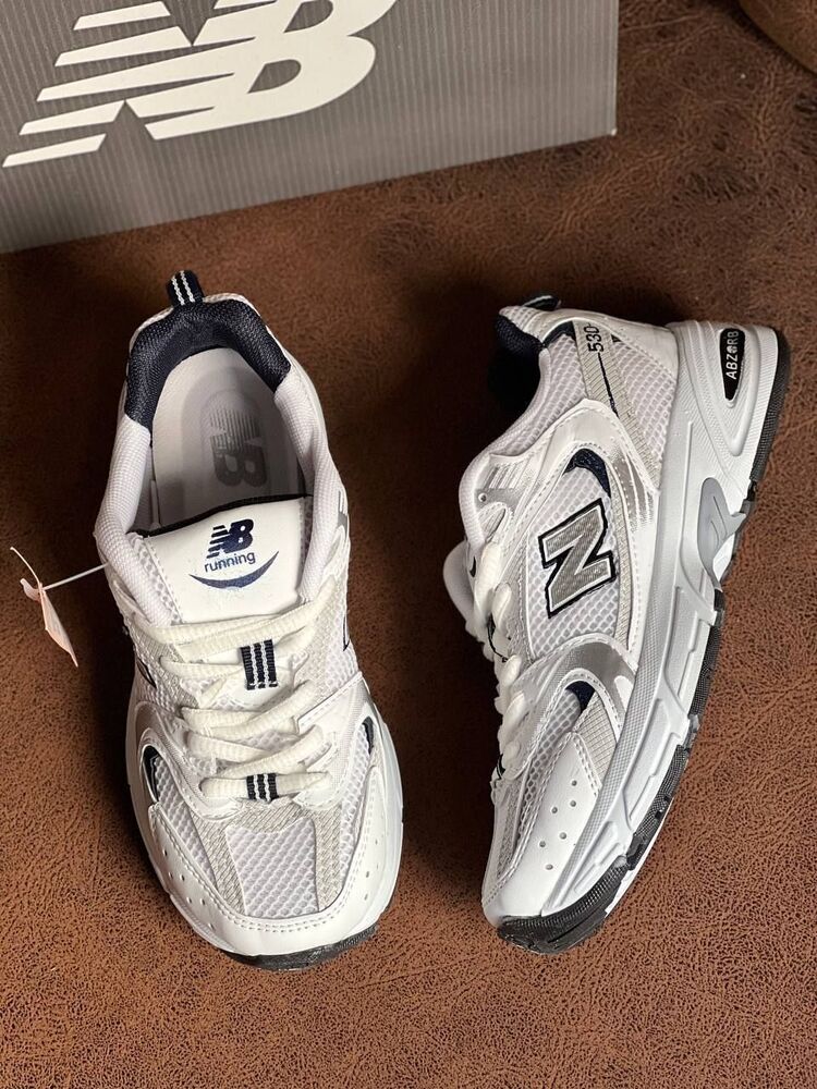 New Balance 530