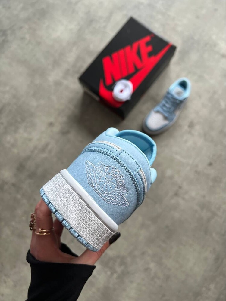 Air Jordan 1 Low Aluminum