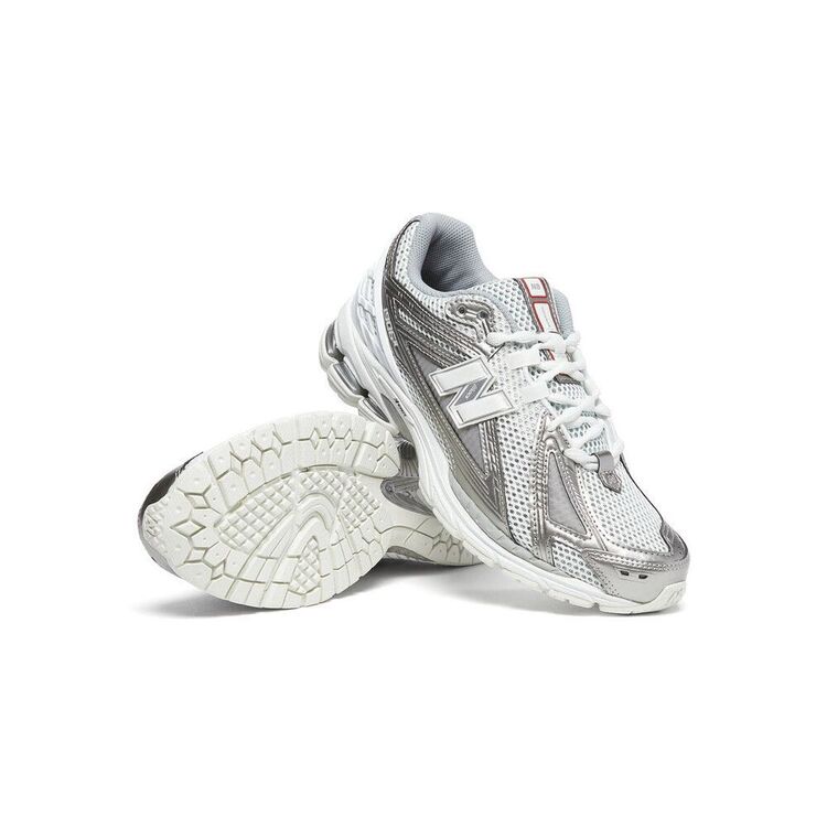 New Balance 1906R Silver