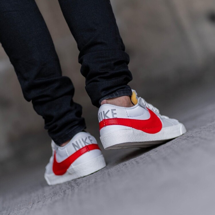 Blazer Low 77 Jumbo “Grey Red”