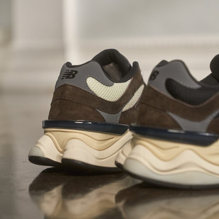 New Balance 9060 “Black Brown”