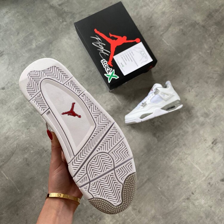 Air Jordan 4 Retro White Oreo