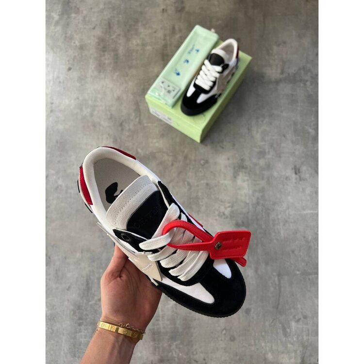 Off White
