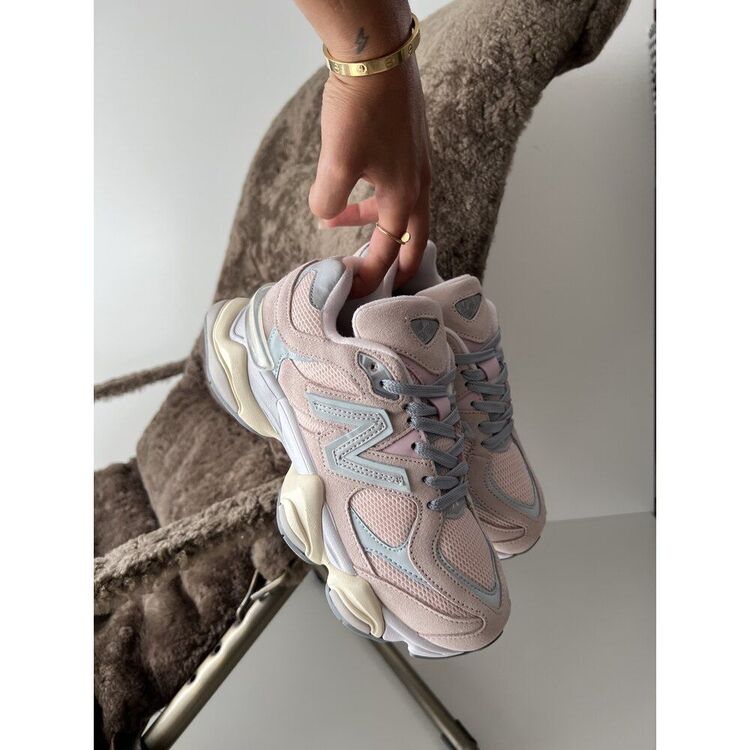 New Balance 9060 “Soft Pink”