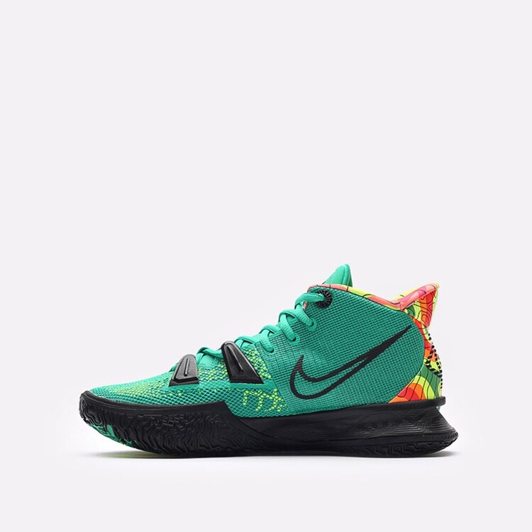 KYRIE 7