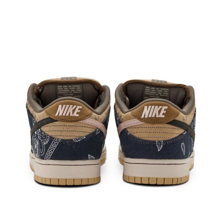 Nike SB Dunk Low Travis Scott