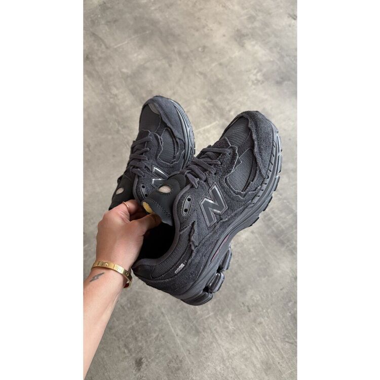 NEW BALANCE 2002R PROTECTION PACK PHANTOM