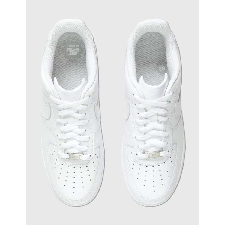 Air Force 1 Triple White “Classic”