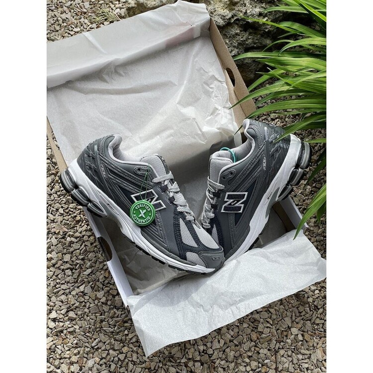 New Balance 1906R “Grey Navy”
