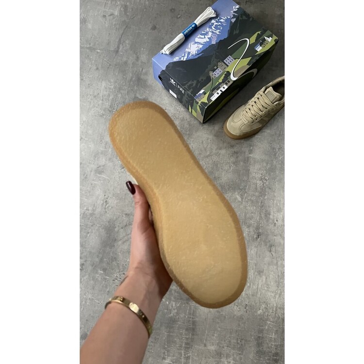 Adidas “Clarks 8th Street Samba” Beige