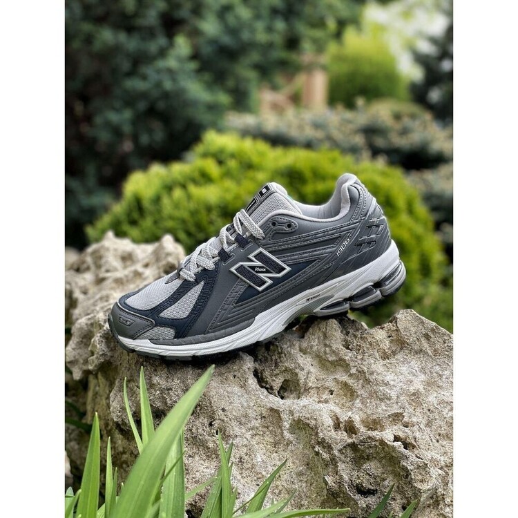 New Balance 1906R “Grey Navy”