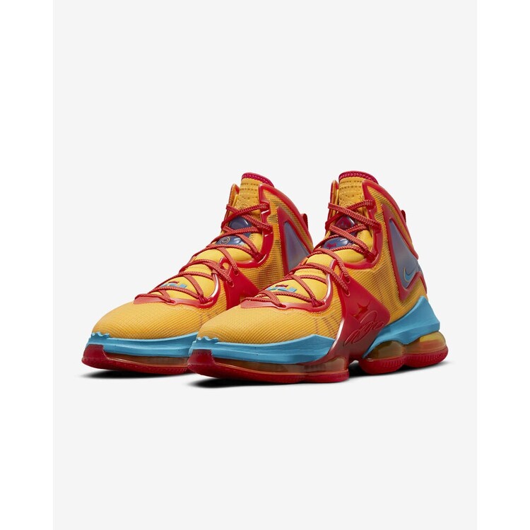 Space Jam x LeBron 19 ''Tune Squad''