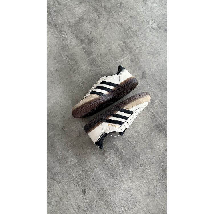 Handball Spezial Wonder White Black