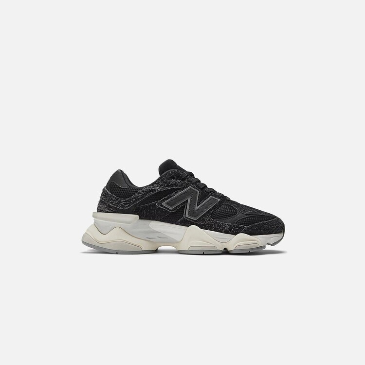 New Balance SEA SALT BLACK “SUEDE”