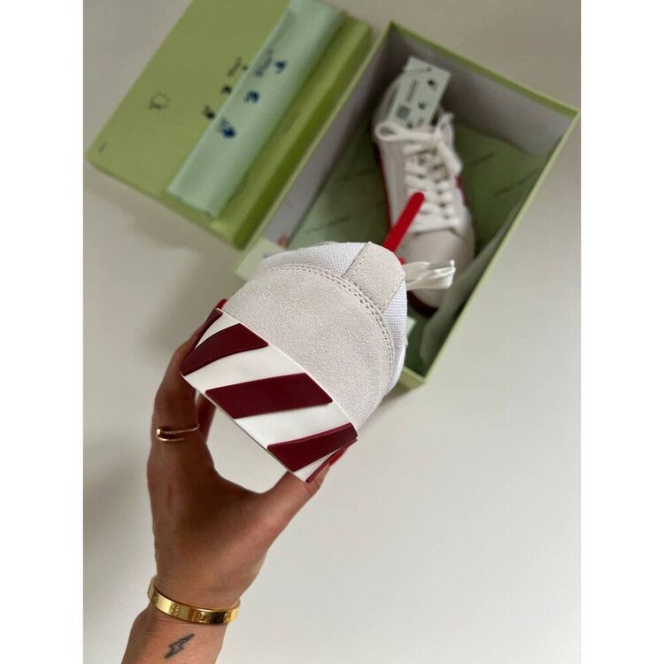 Off White