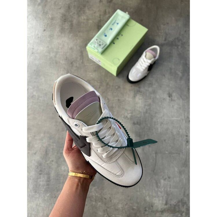 Off White