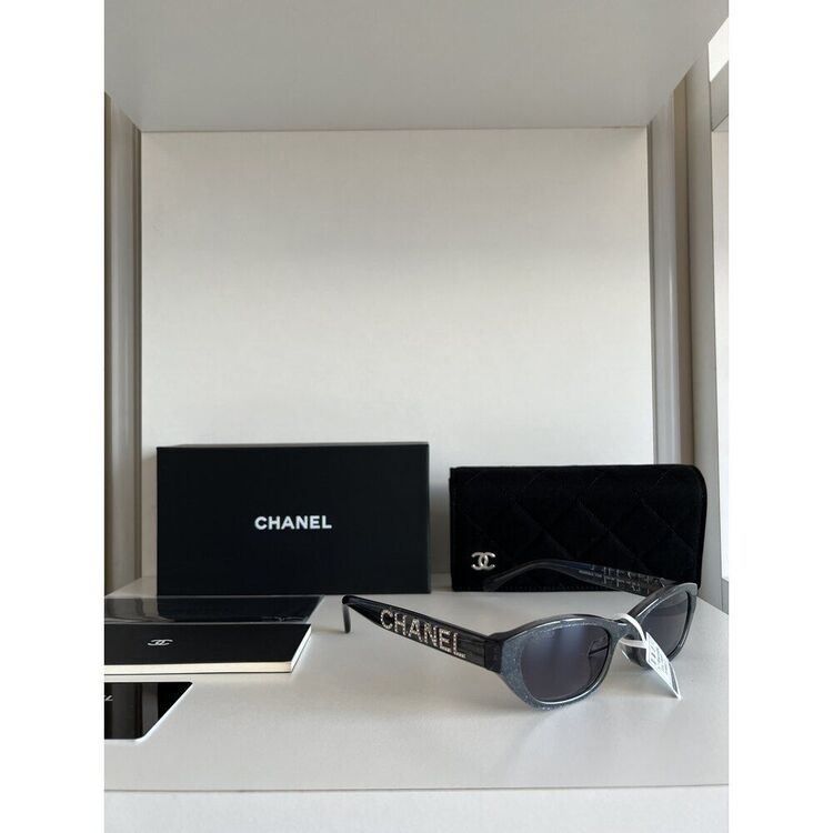 Chanel swarovski Detaylı Gri Gözlük