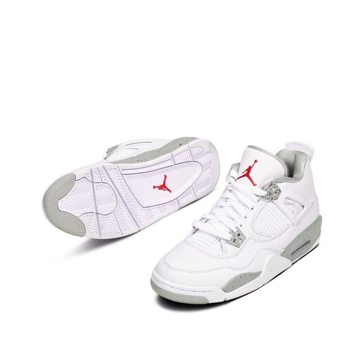 Air Jordan 4 Retro “White Oreo”