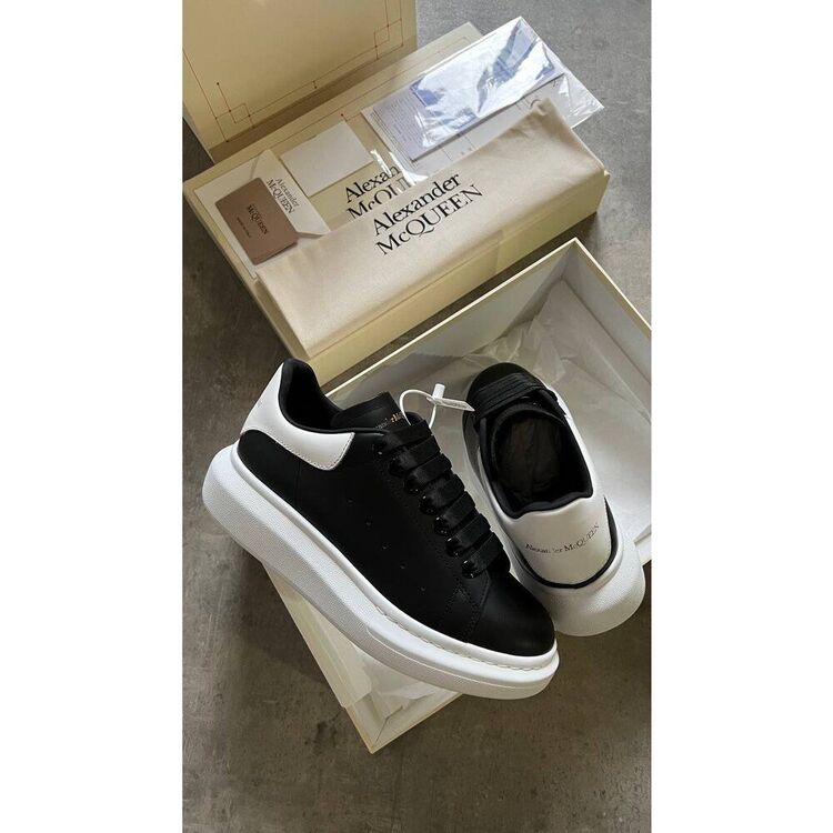 Alexander Mcqueen