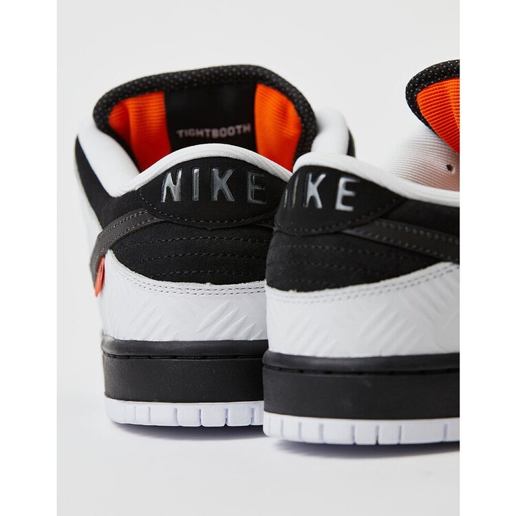 Tightbooth x Nike Dunk SB Low