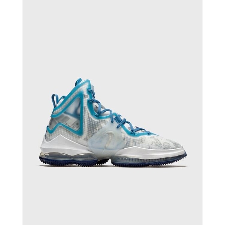 Nike LeBron 19 “Space Jam”