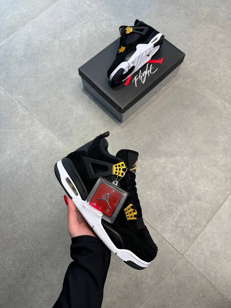 Air Jordan 4 Retro