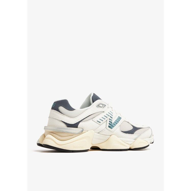 New Balance 9060 New Spruce