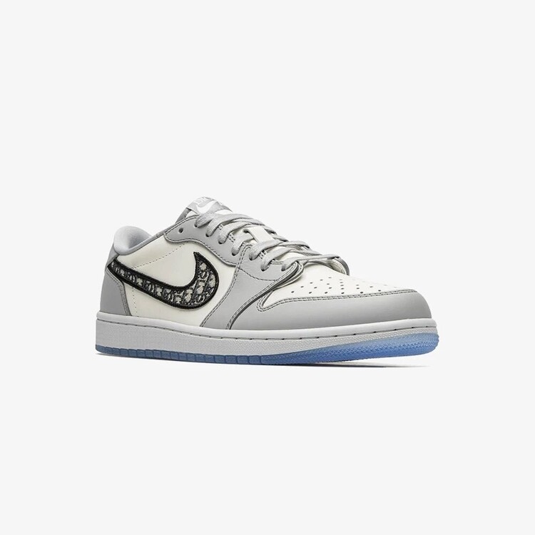 Air Jordan Retro 1 Low 'Dior'