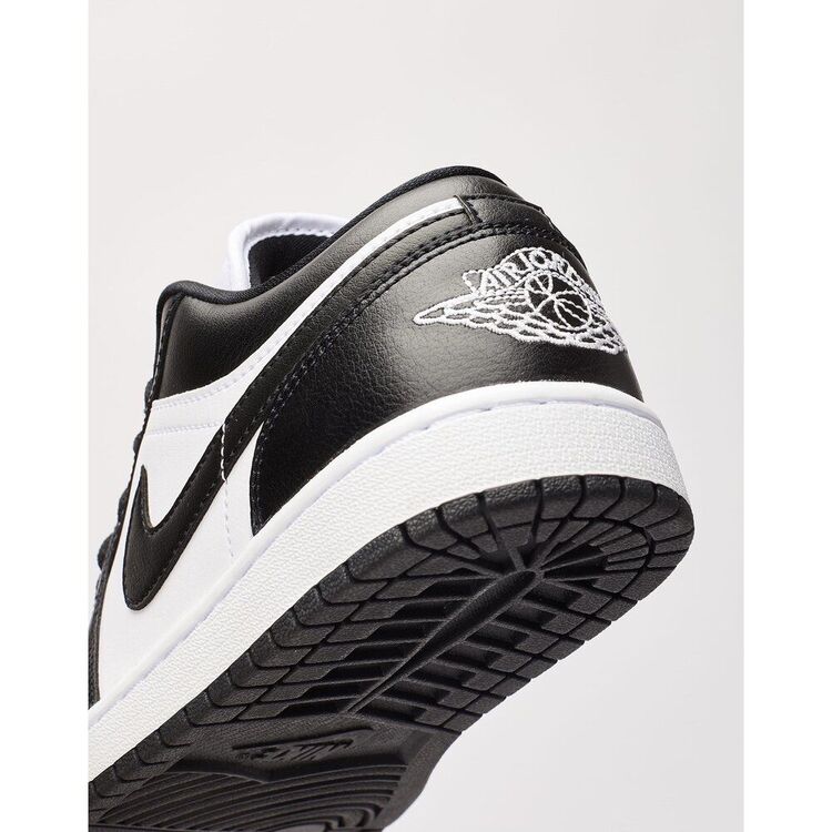 Air Jordan 1 Low Panda