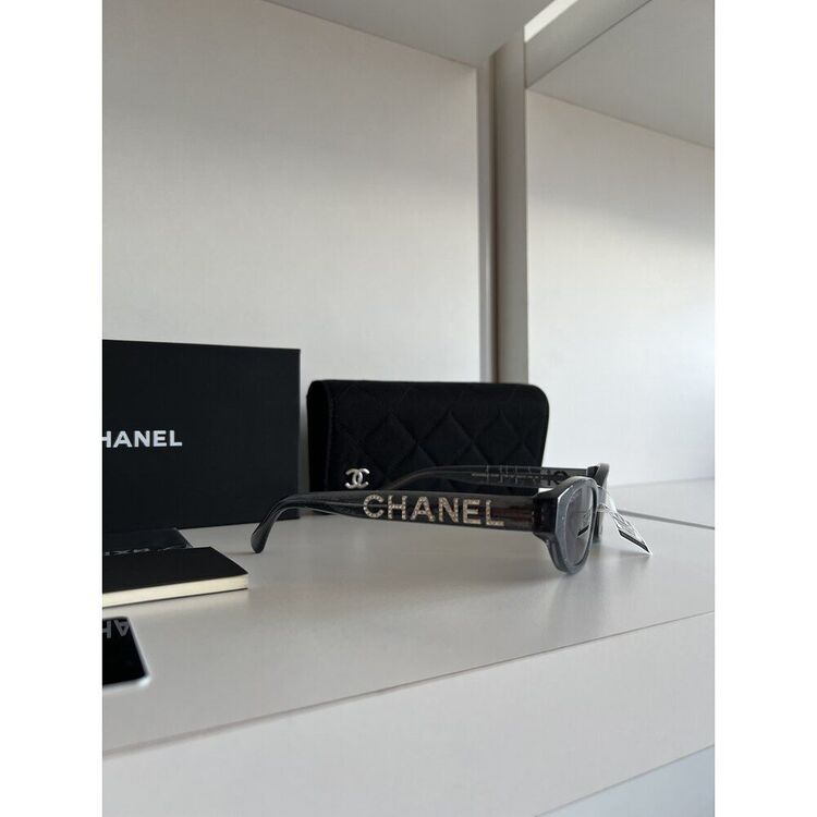 Chanel swarovski Detaylı Gri Gözlük