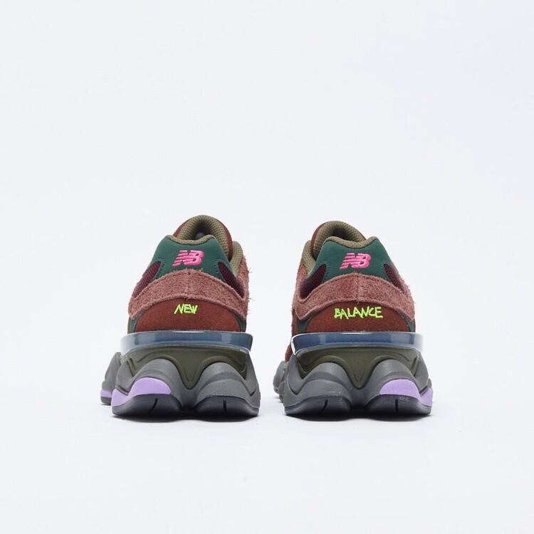 NEW BALANCE 9060 RICH OAK BURGUNDY