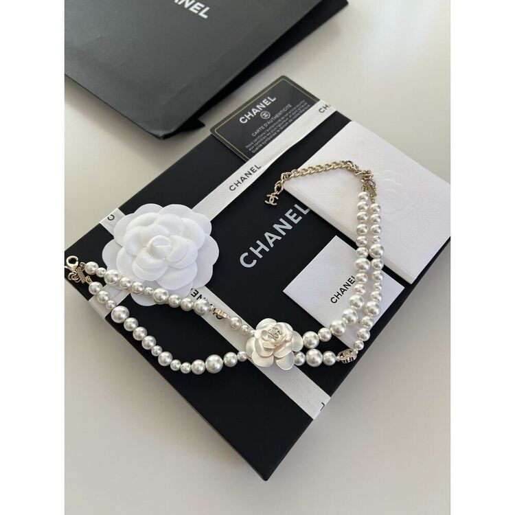 Chanel İnci Kolye CHOKER