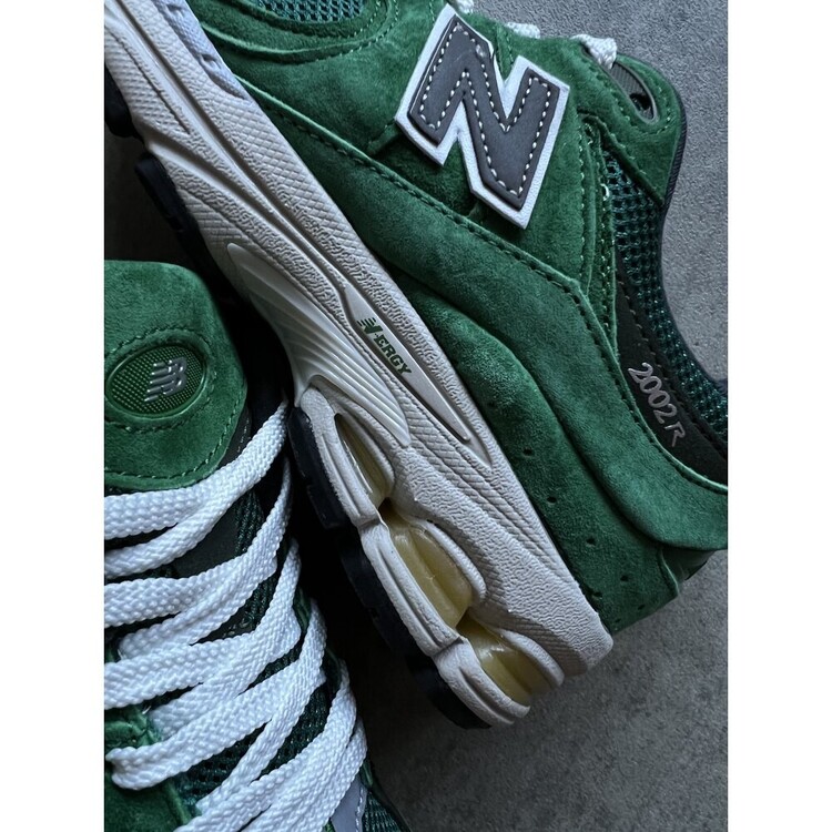 New Balance 2002R Green