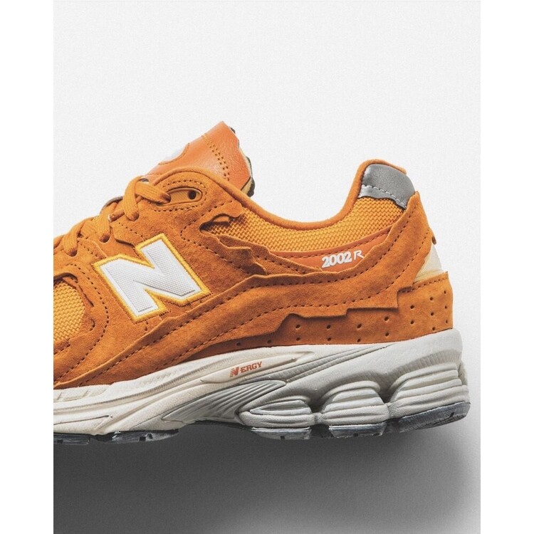 New Balance 2002R Protection Pack