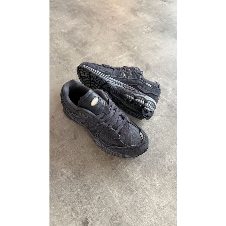 NEW BALANCE 2002R PROTECTION PACK PHANTOM
