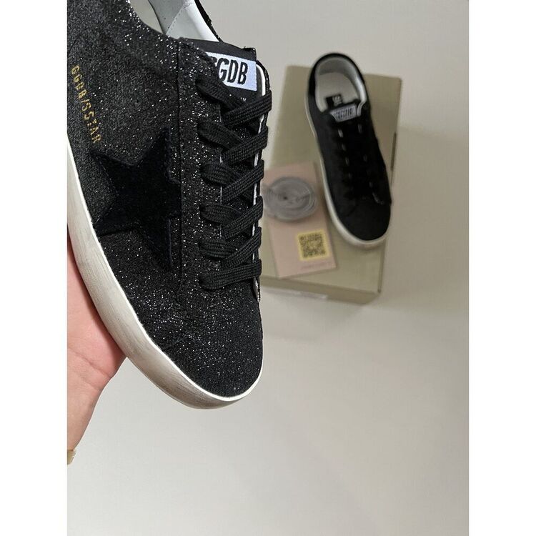 Golden Goose “Siyah Simli”