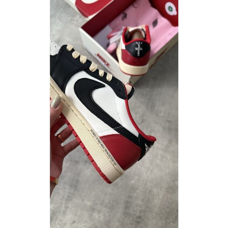 Air Jordan 1 Low OG x “Travis Scott” Black Red