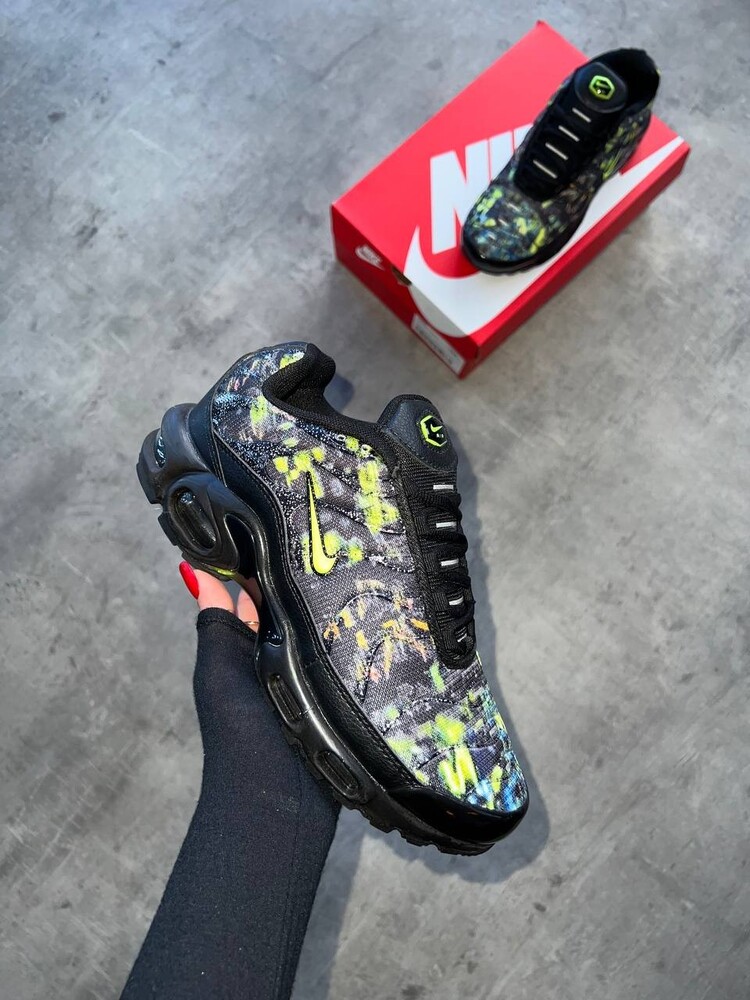 Air Max Plus TN Sustainable Black Volt