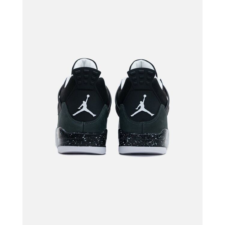 Air Jordan 4 Retro “Fear”