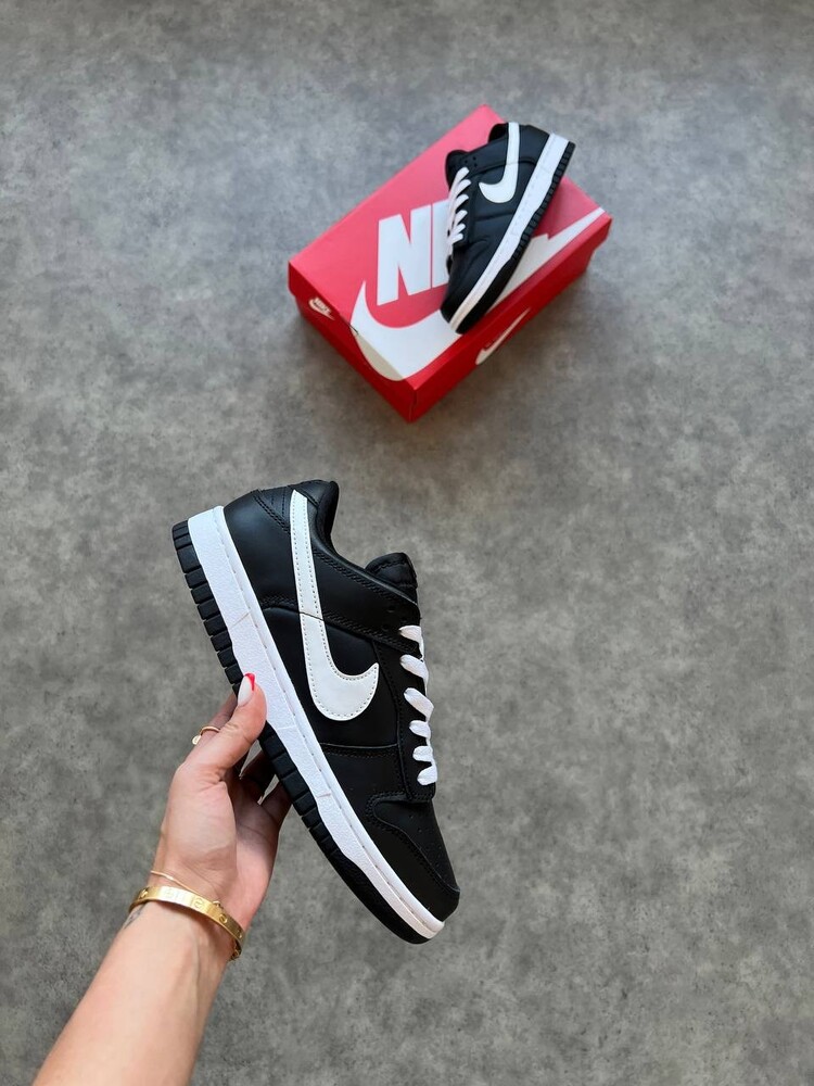 Dunk Low Black Panda 2.0